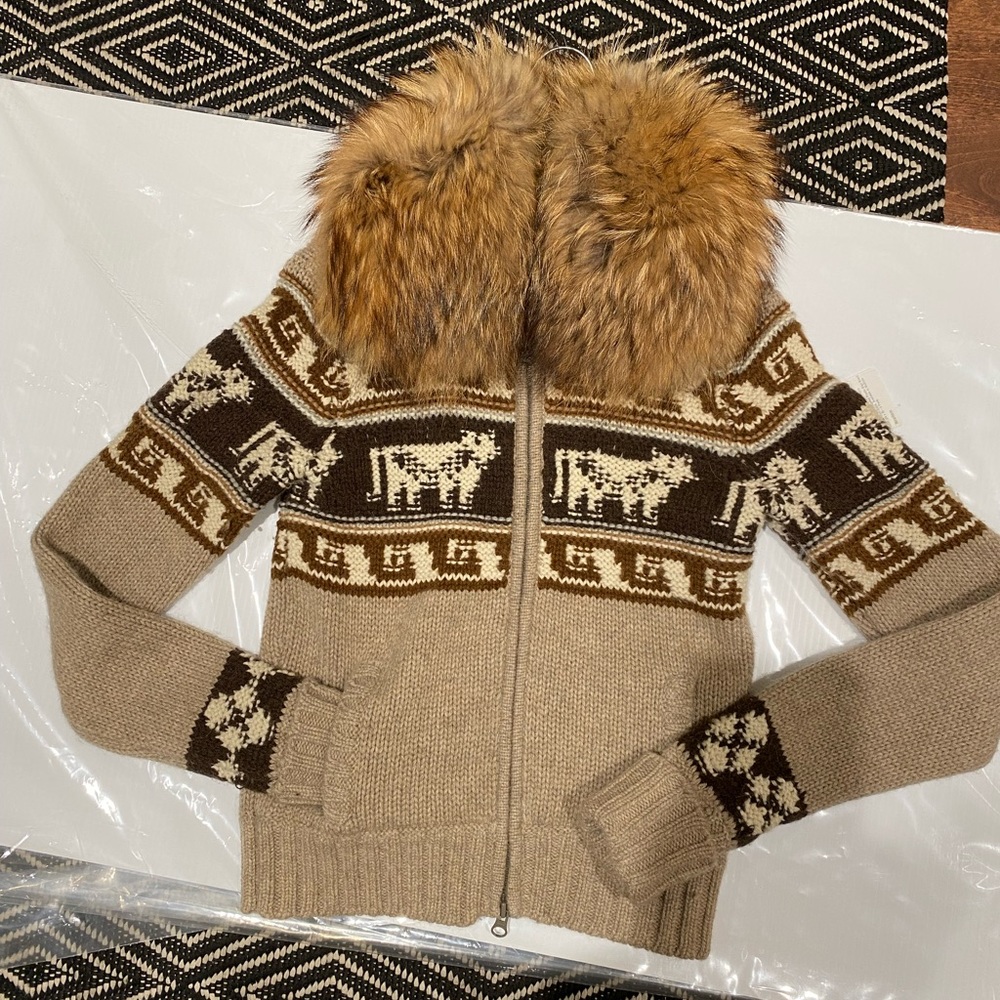VINCE ZIPPERED CARDIGAN WITH FOX FUR
